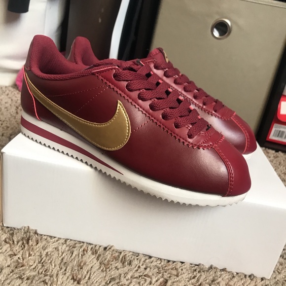 il 41% delle donne poshmark nike cortez il 41% delle donne poshmark nike cortez